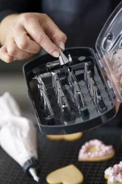 Blomsterbergs Tyllesæt 24 Dele